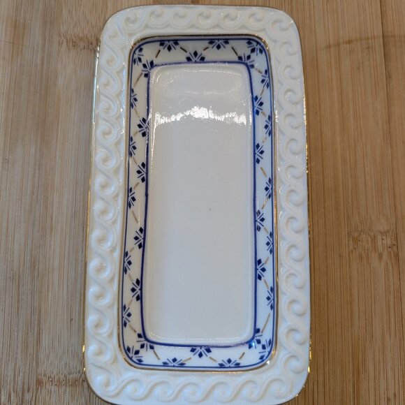 Wellington Castle Royal Class Porcelain Ring Dish - Picture 2 of 7